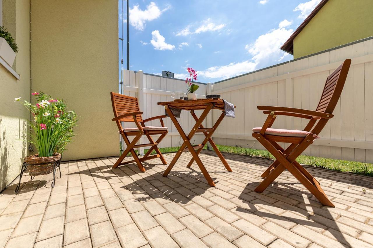 Apartman Dream V Mikulove - Jine Ubytovani Lednice Διαμέρισμα Εξωτερικό φωτογραφία