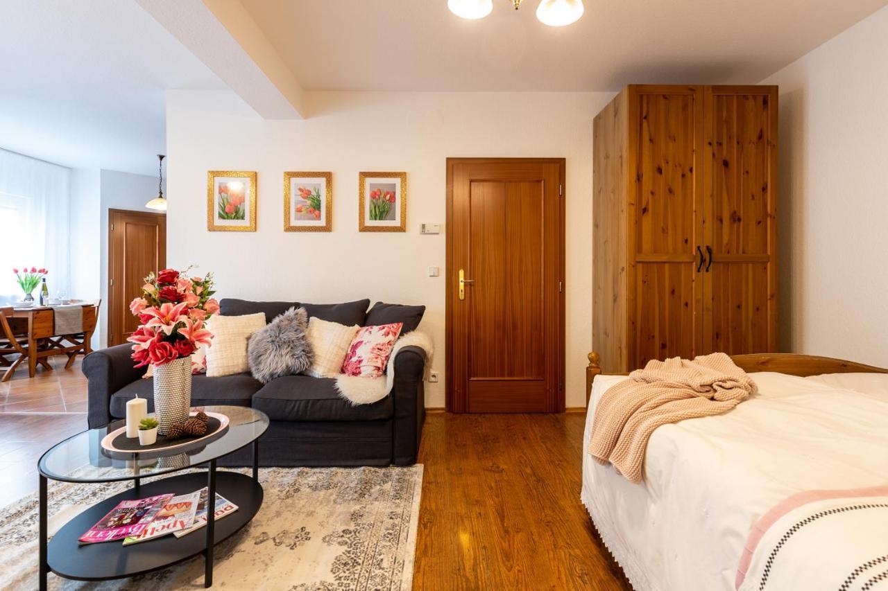 Apartman Dream V Mikulove - Jine Ubytovani Lednice Διαμέρισμα Εξωτερικό φωτογραφία